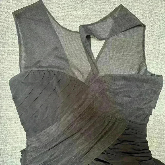 BCBGMaxAzria |  Structured bodycon mesh dress in jet black size M - Picture 2 of 5